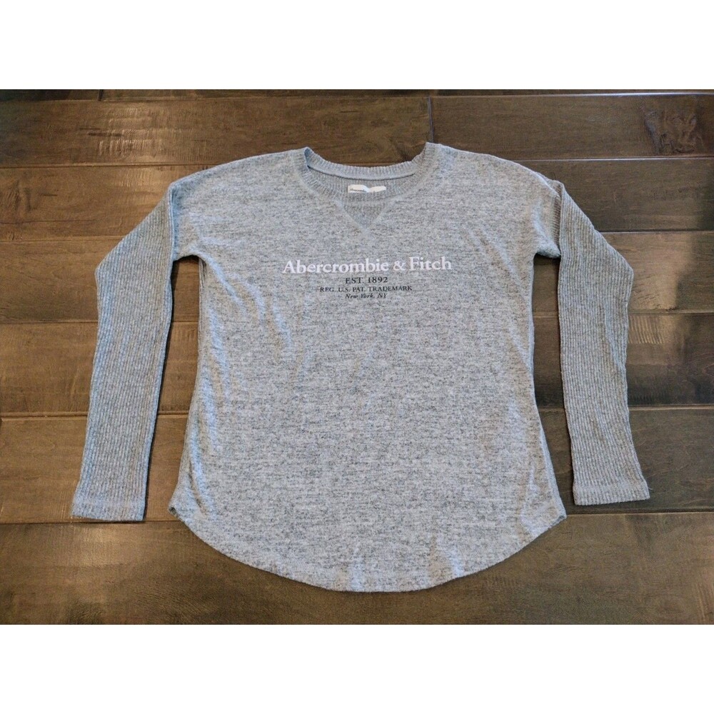 ABERCROMBIE & FITCH Women's gray long-sleeve logo fitted shirt top - S